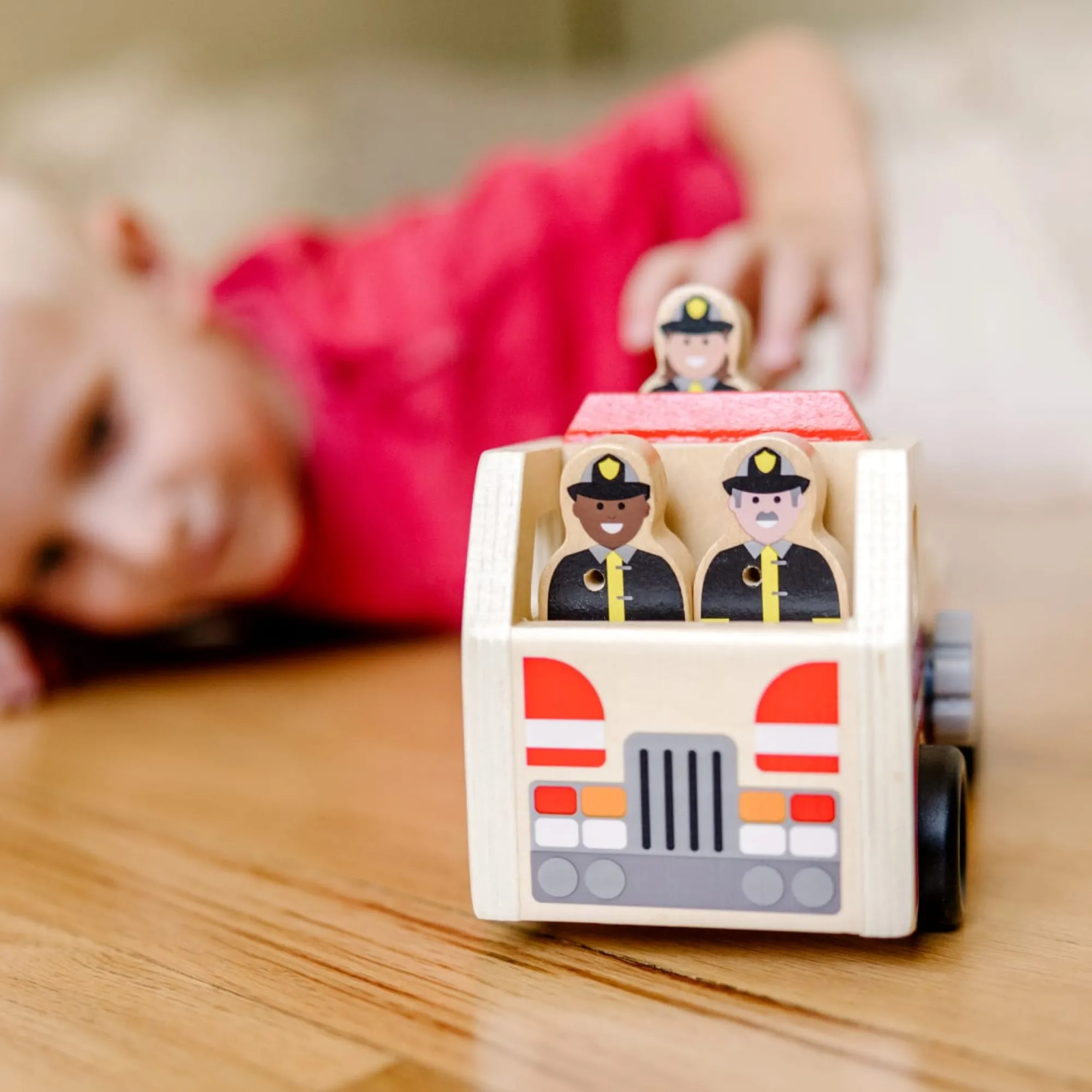 Classic Wooden Fire Truck Play Set>Melissa & Doug Clearance