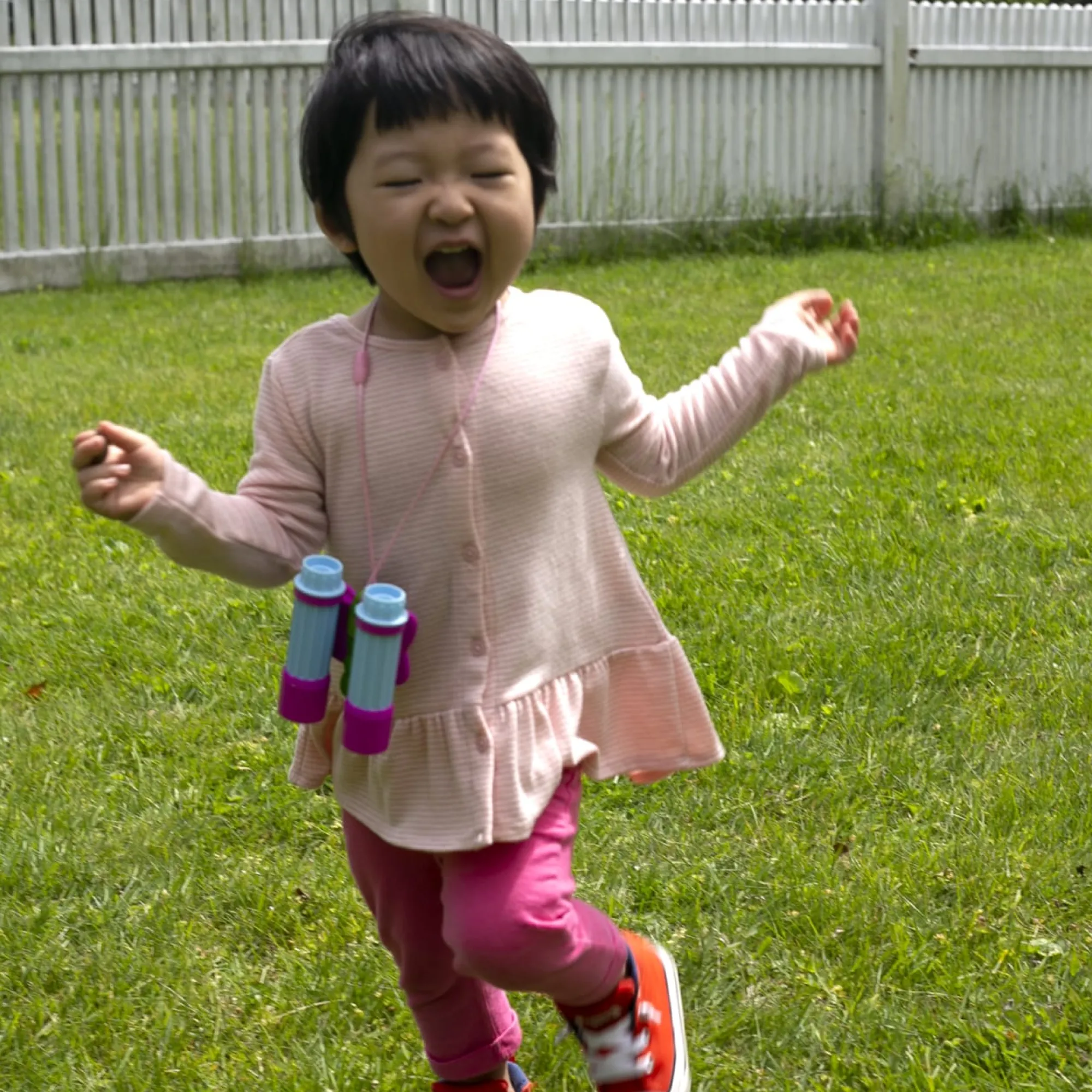 Cutie Pie Butterfly Binoculars>Melissa & Doug Clearance