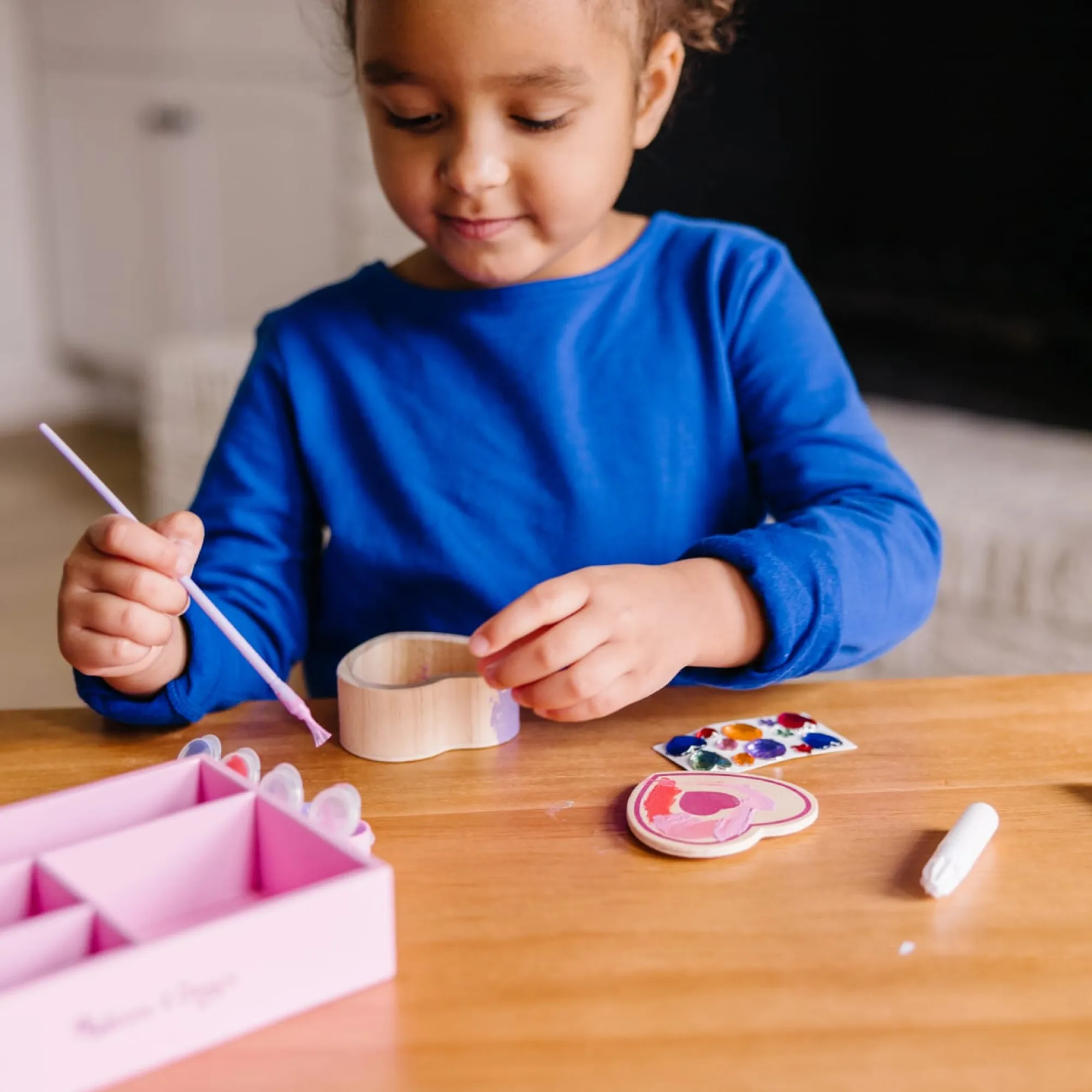 Decorate-Your-Own Wooden Heart Box>Melissa & Doug