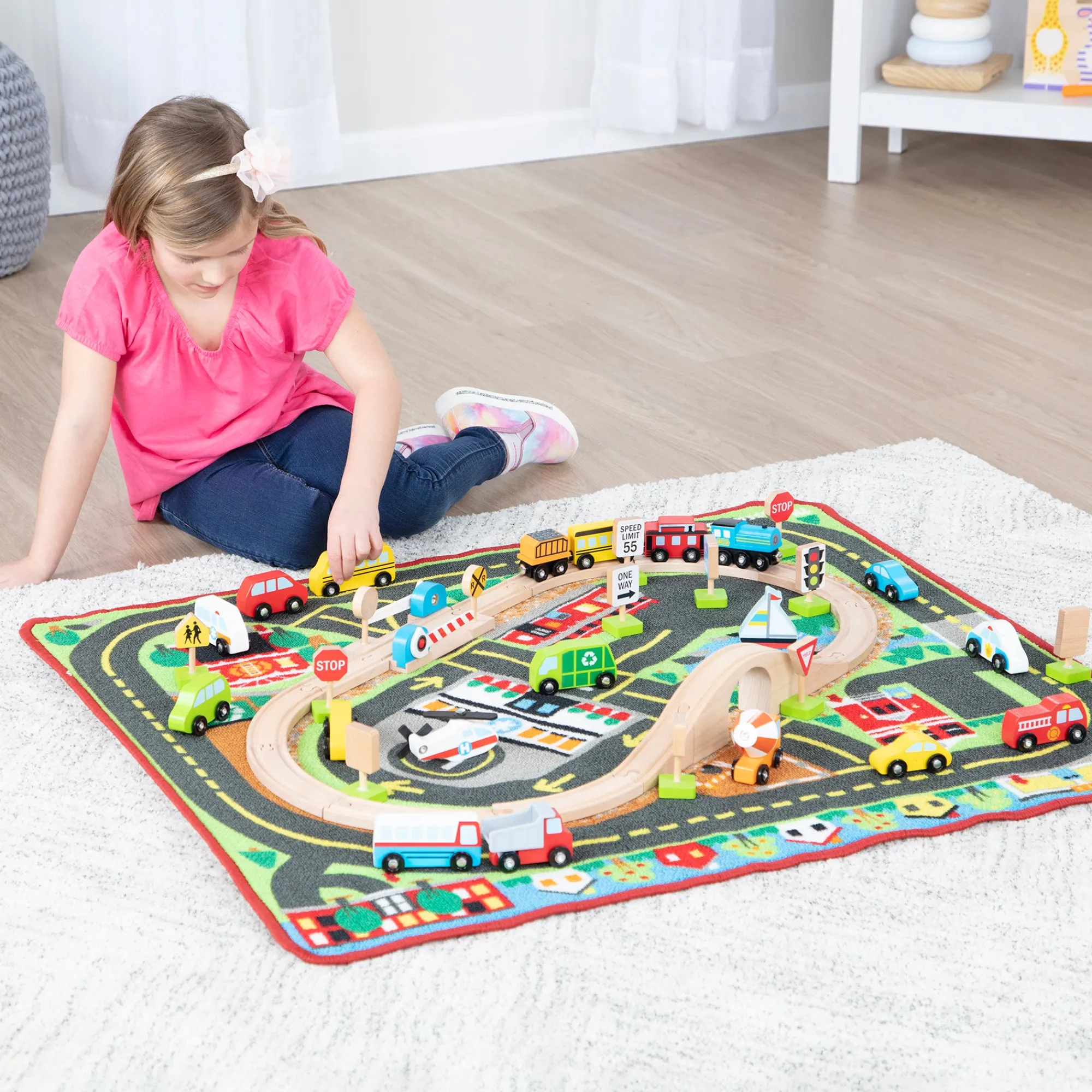 Deluxe Multi-Vehicle Activity Rug Play Set>Melissa & Doug
