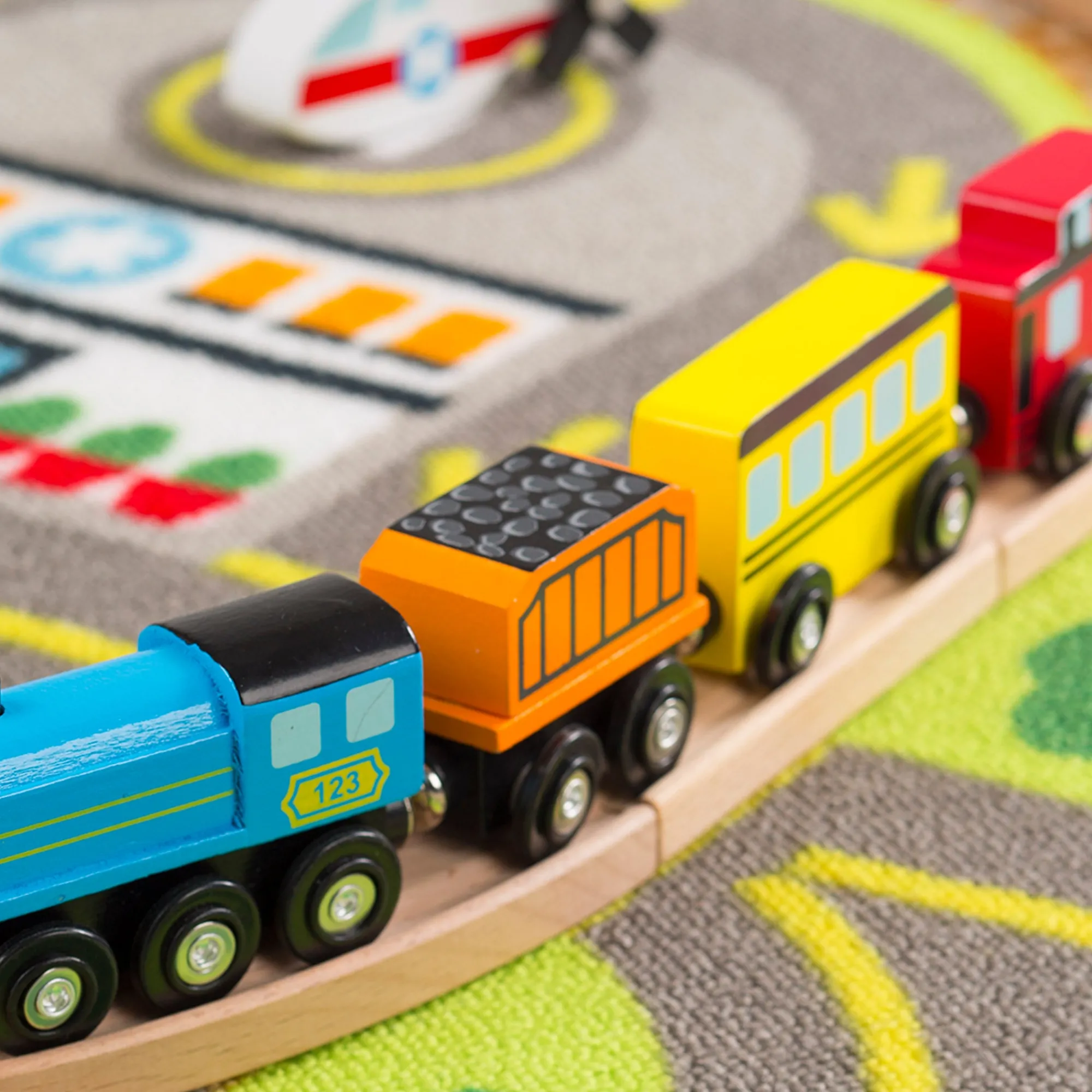 Deluxe Multi-Vehicle Activity Rug Play Set>Melissa & Doug
