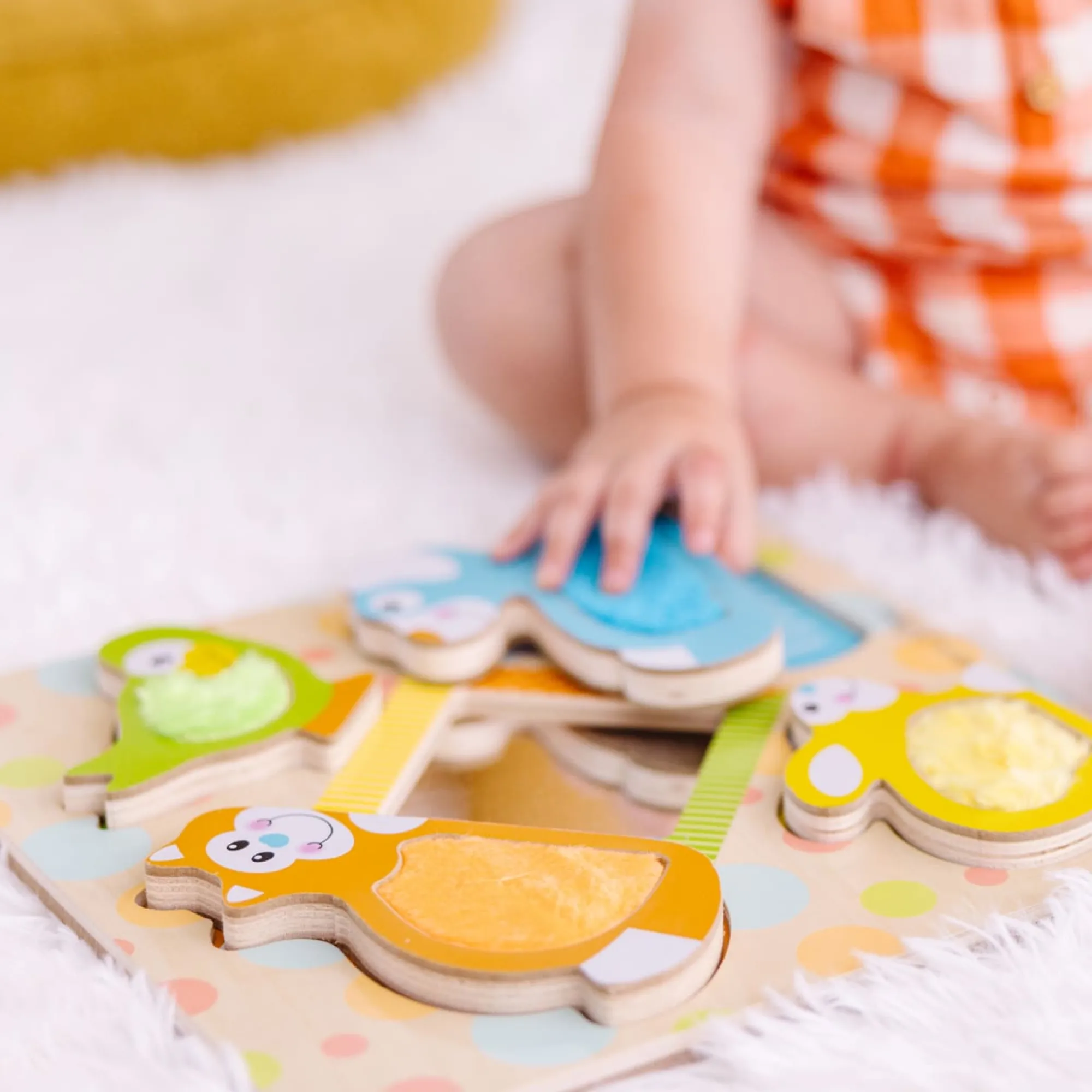 First Play Wooden Touch and Feel Puzzle Peek-a-Boo Pets With Mirror>Melissa & Doug Clearance