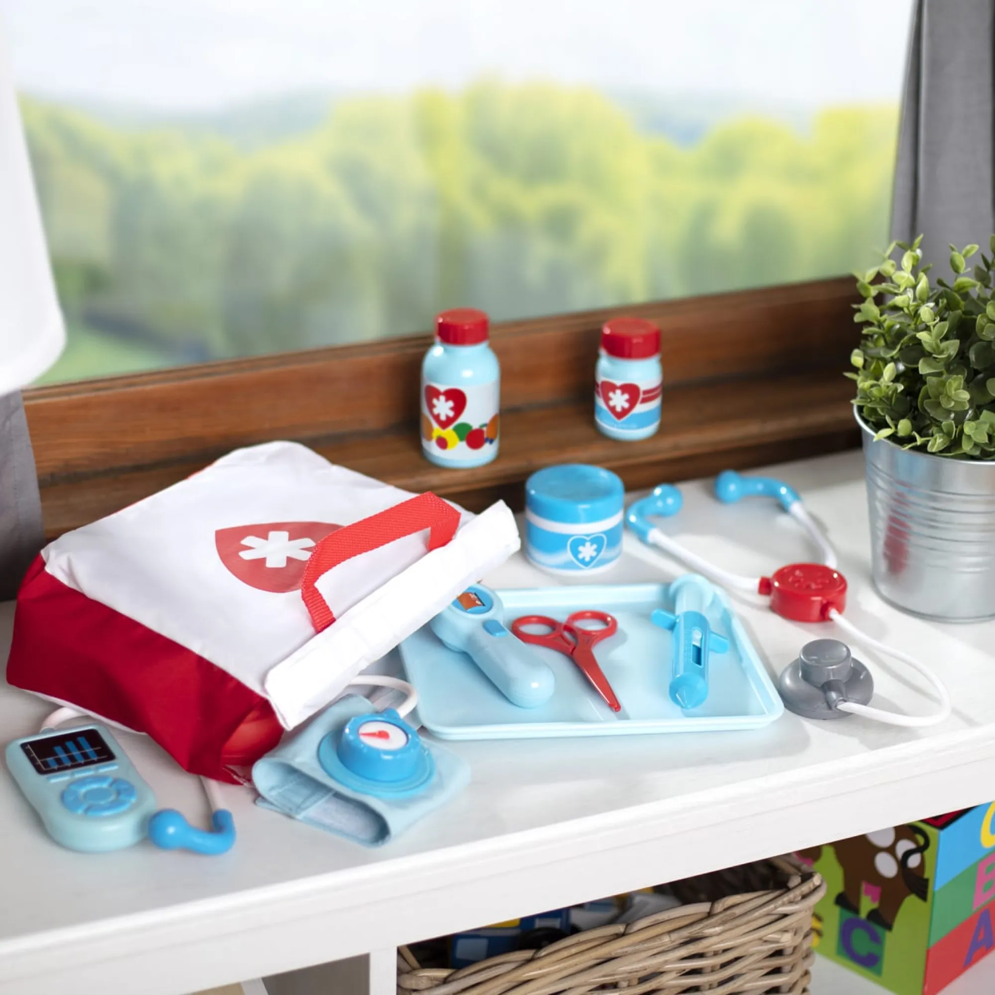 Get Well Doctor's Kit Play Set>Melissa & Doug Online