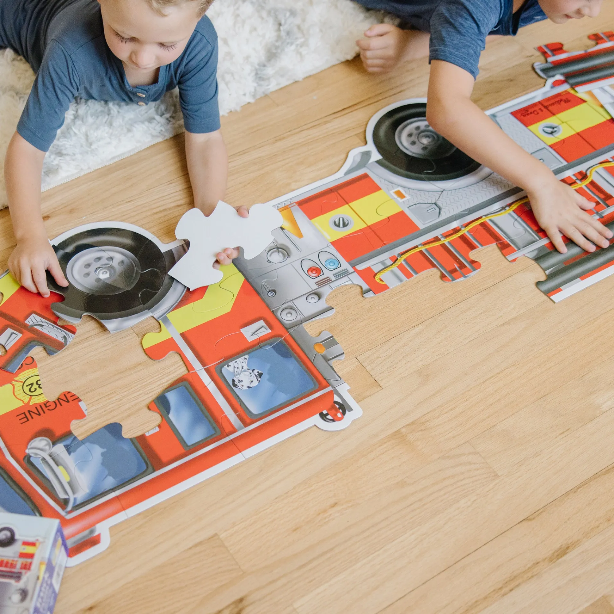 Giant Fire Truck Floor Puzzle - 24 Pieces>Melissa & Doug Best