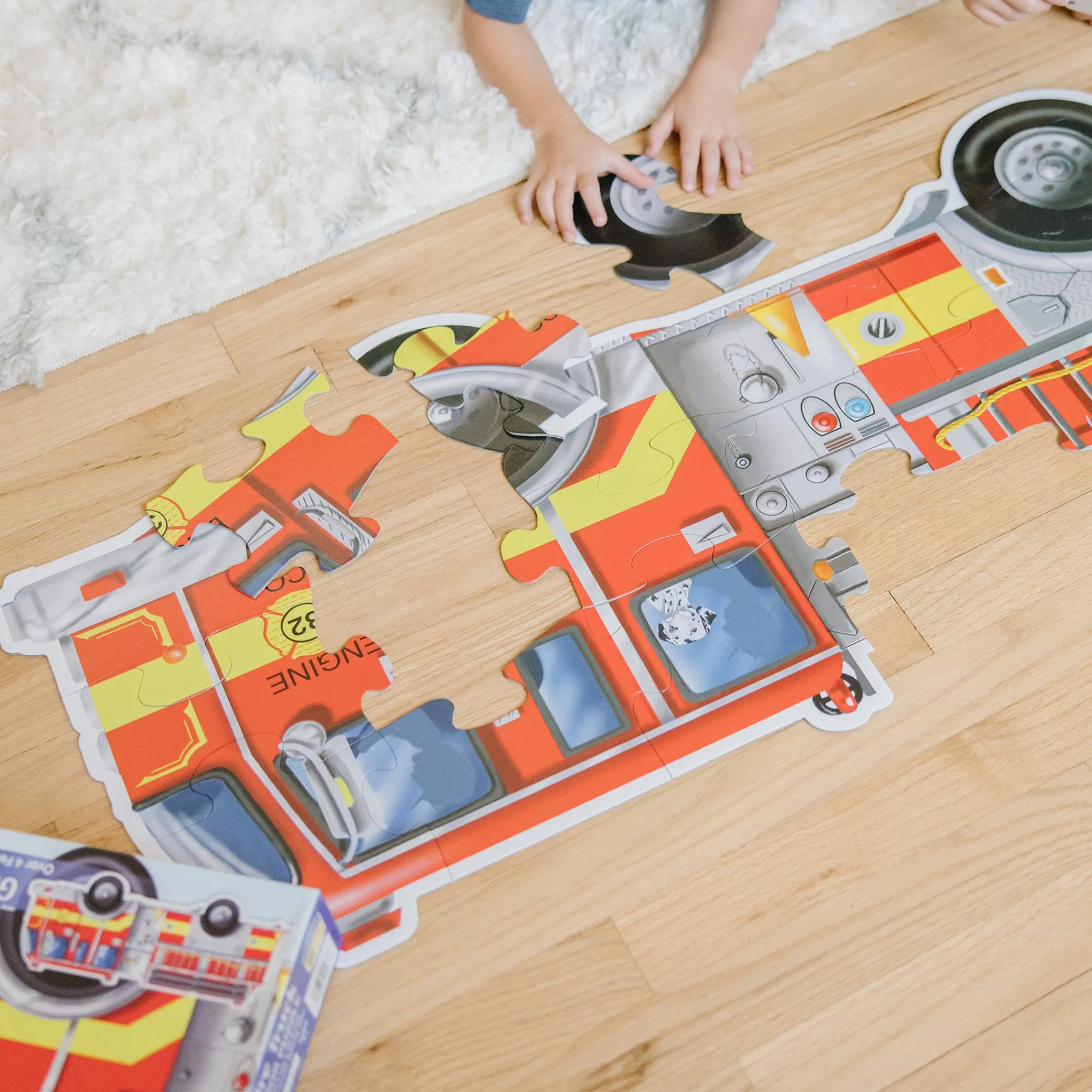 Giant Fire Truck Floor Puzzle - 24 Pieces>Melissa & Doug Best