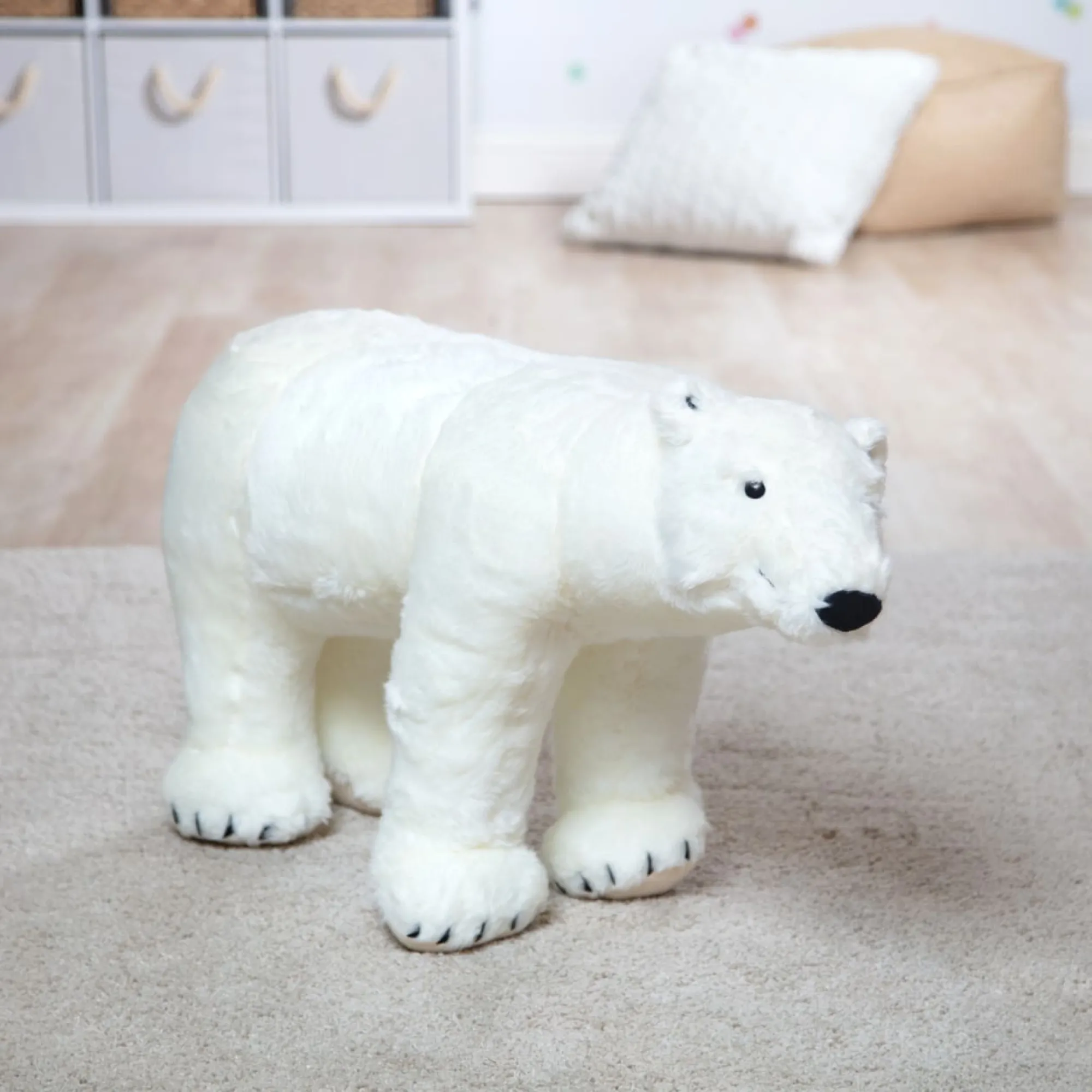 Giant Stuffed Animal Polar Bear>Melissa & Doug Outlet
