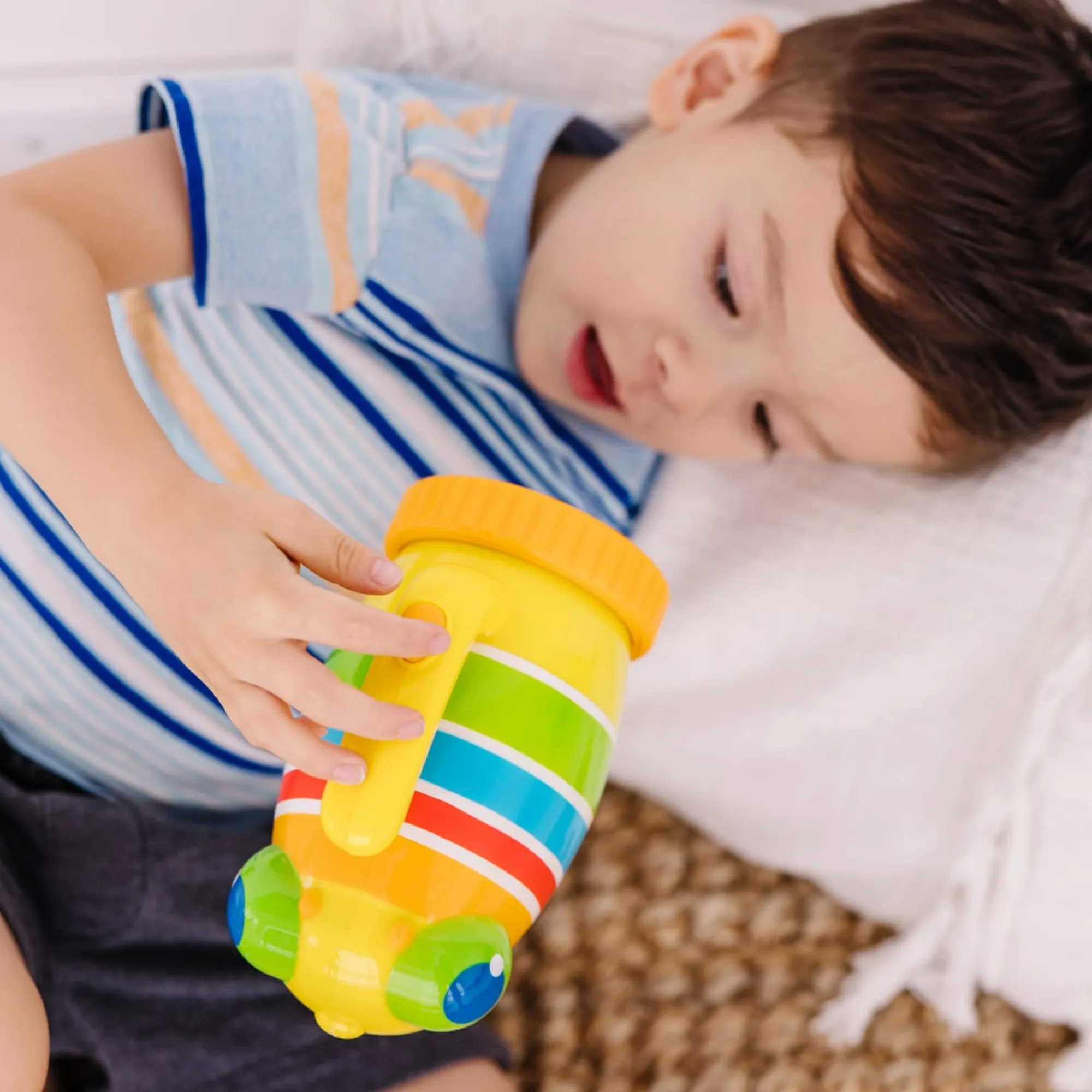 Giddy Buggy Flashlight>Melissa & Doug Online