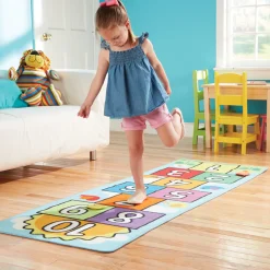 Hop & Count Hopscotch Rug>Melissa & Doug New