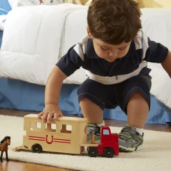 Horse Carrier Wooden Vehicles Play Set>Melissa & Doug Best