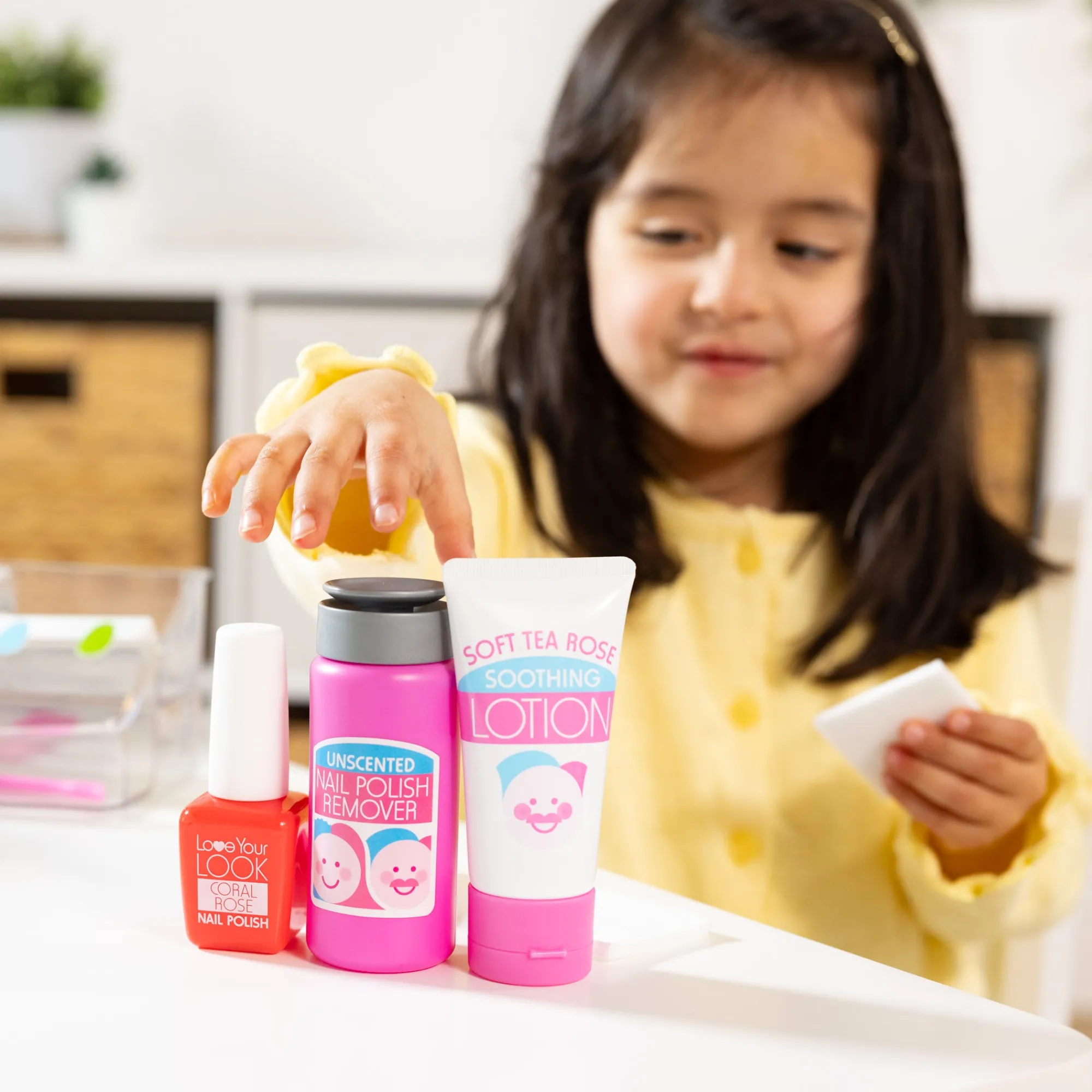 Love Your Look Pretend Nail Care Play Set (Mess-Free - No Real Cosmetics)>Melissa & Doug Clearance