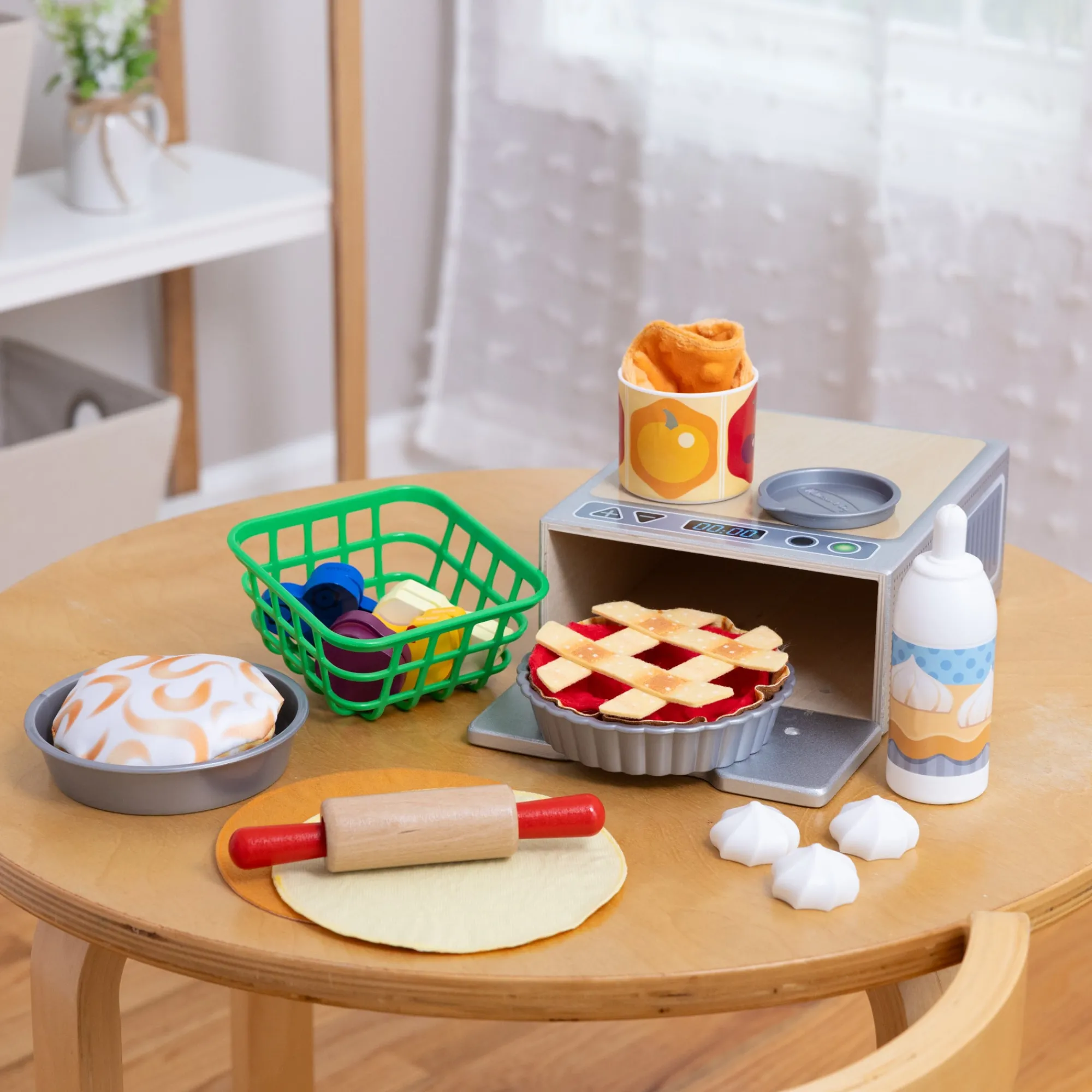 Make & Bake Pies Play Set>Melissa & Doug