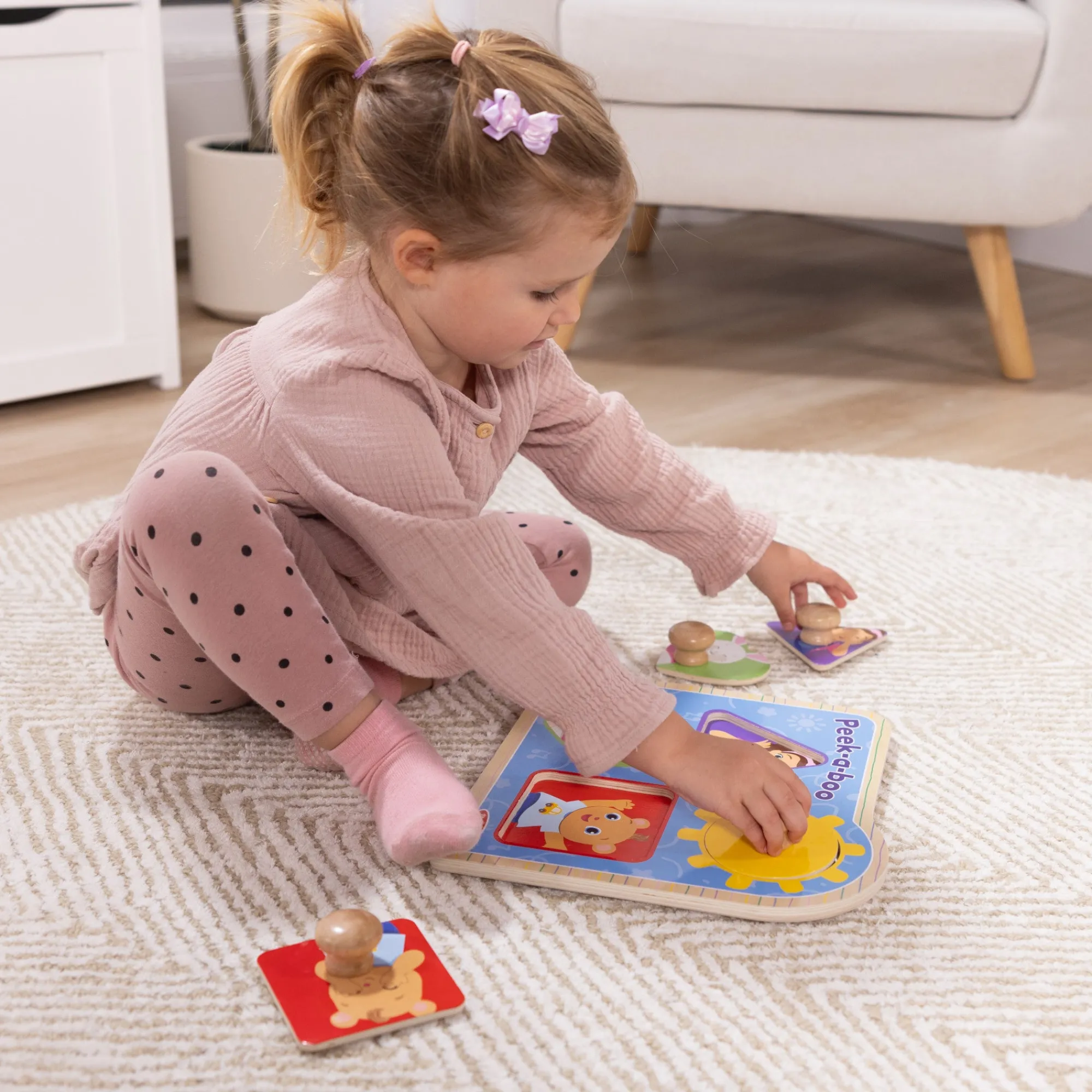 Ms. Rachel™ Wooden Peek-a-Boo Jumbo Peg Puzzle – 4 Pieces>Melissa & Doug Clearance