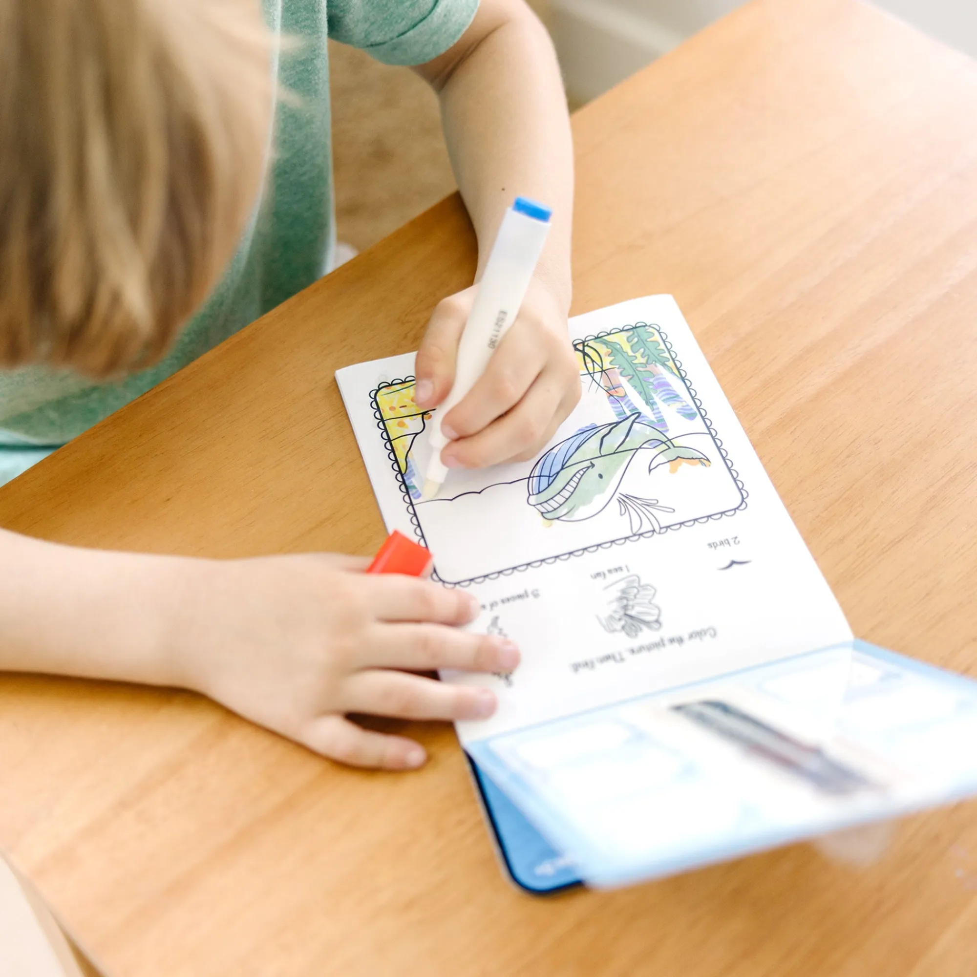 On the Go™ ColorBlast Color Reveal Pad – Sea Life>Melissa & Doug Hot