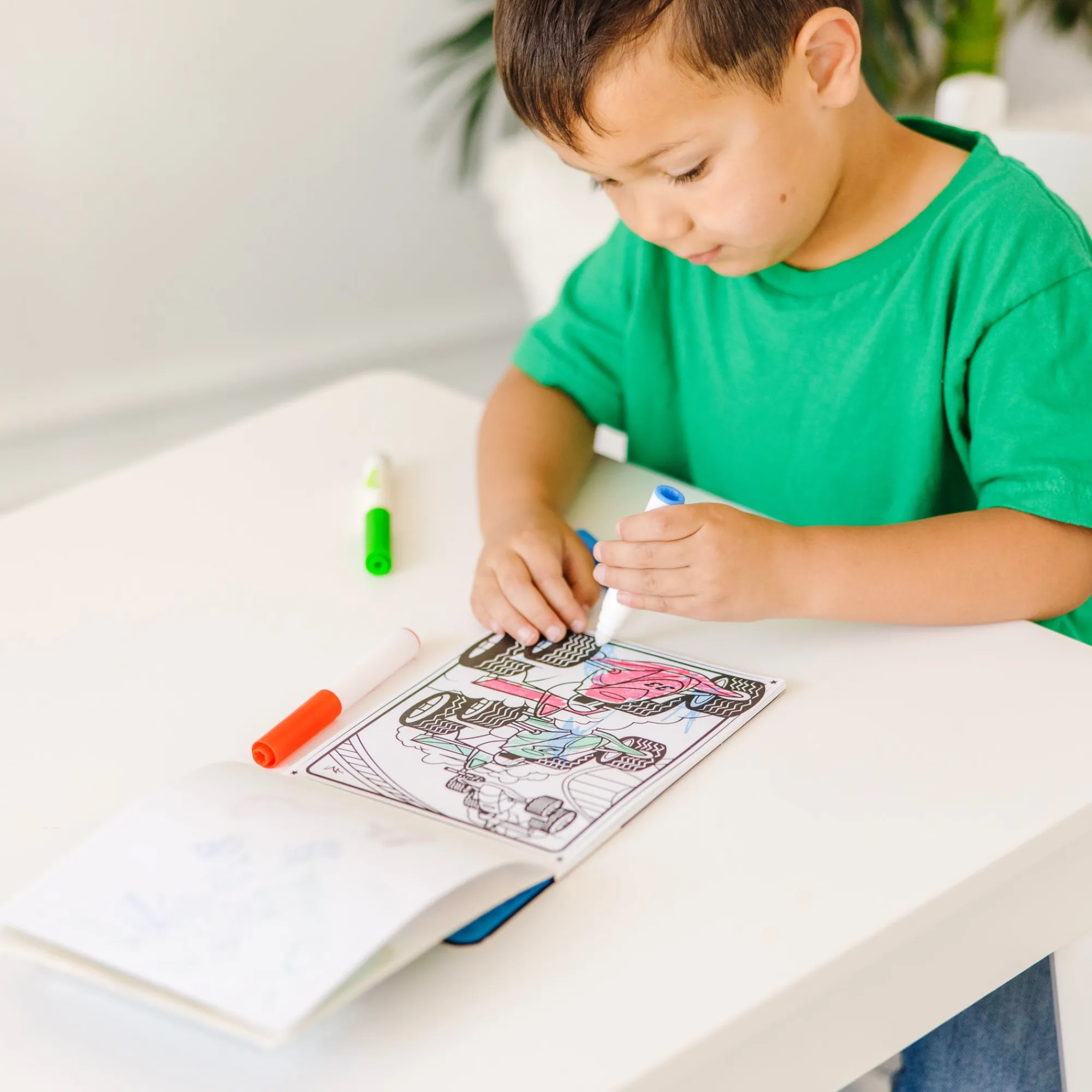 On The Go Magicolor Coloring Pad - Adventure>Melissa & Doug Clearance