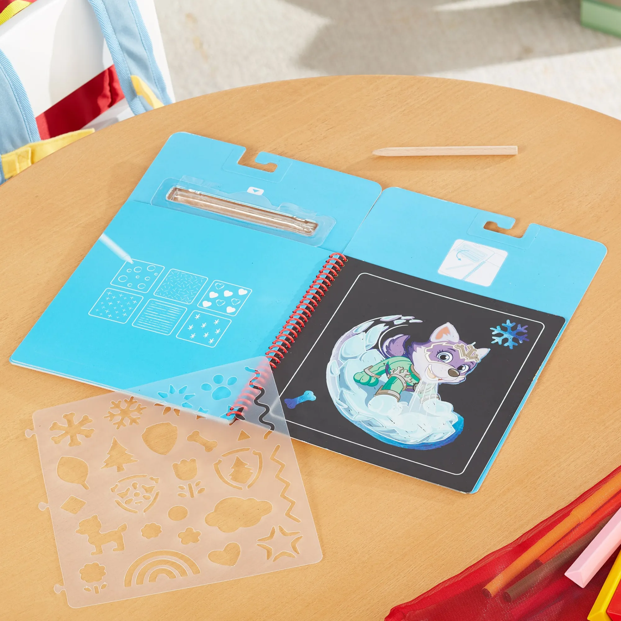 PAW Patrol Scratch Art Pad - Skye>Melissa & Doug Clearance