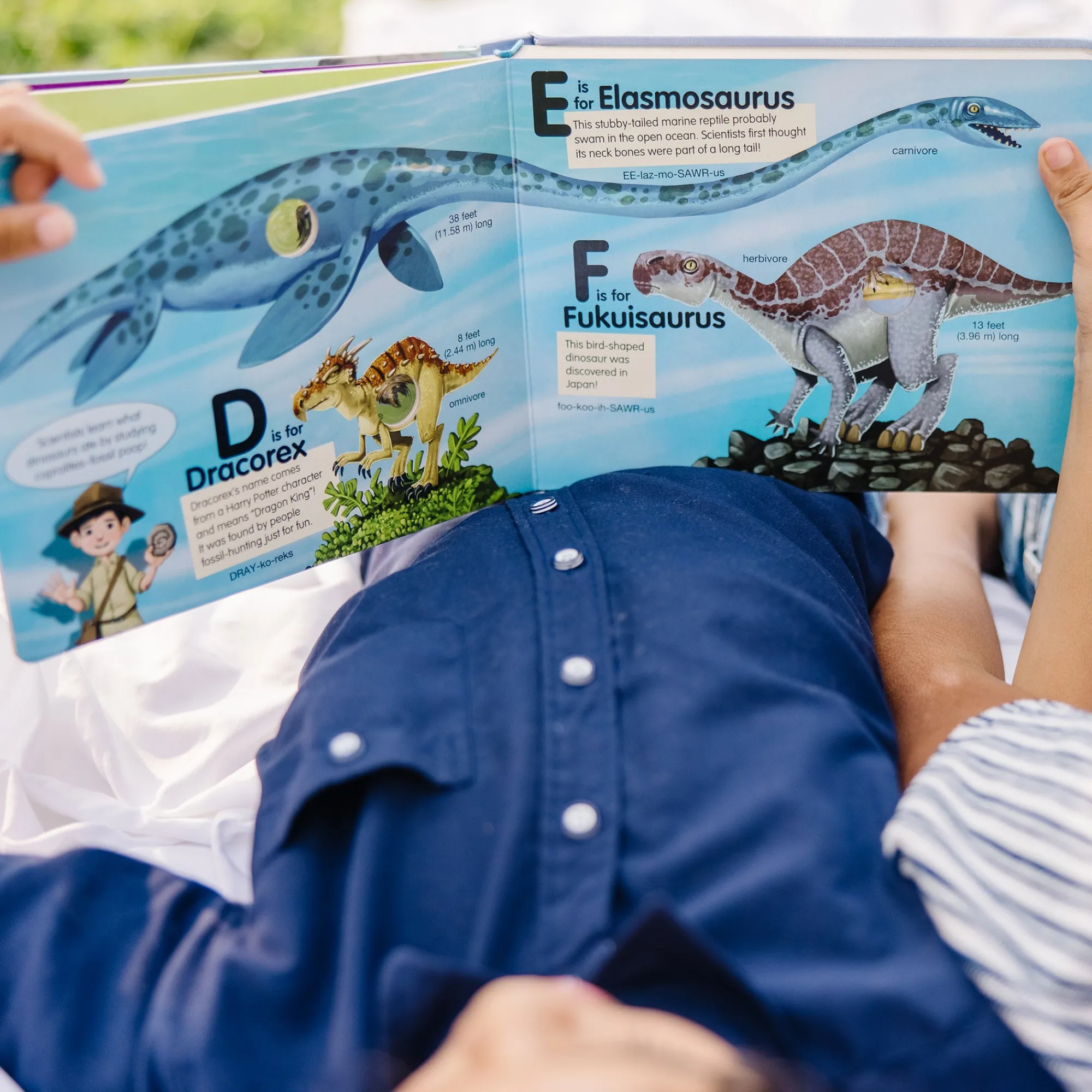 Poke-a-Dot: Dinosaurs A to Z Board Book>Melissa & Doug New