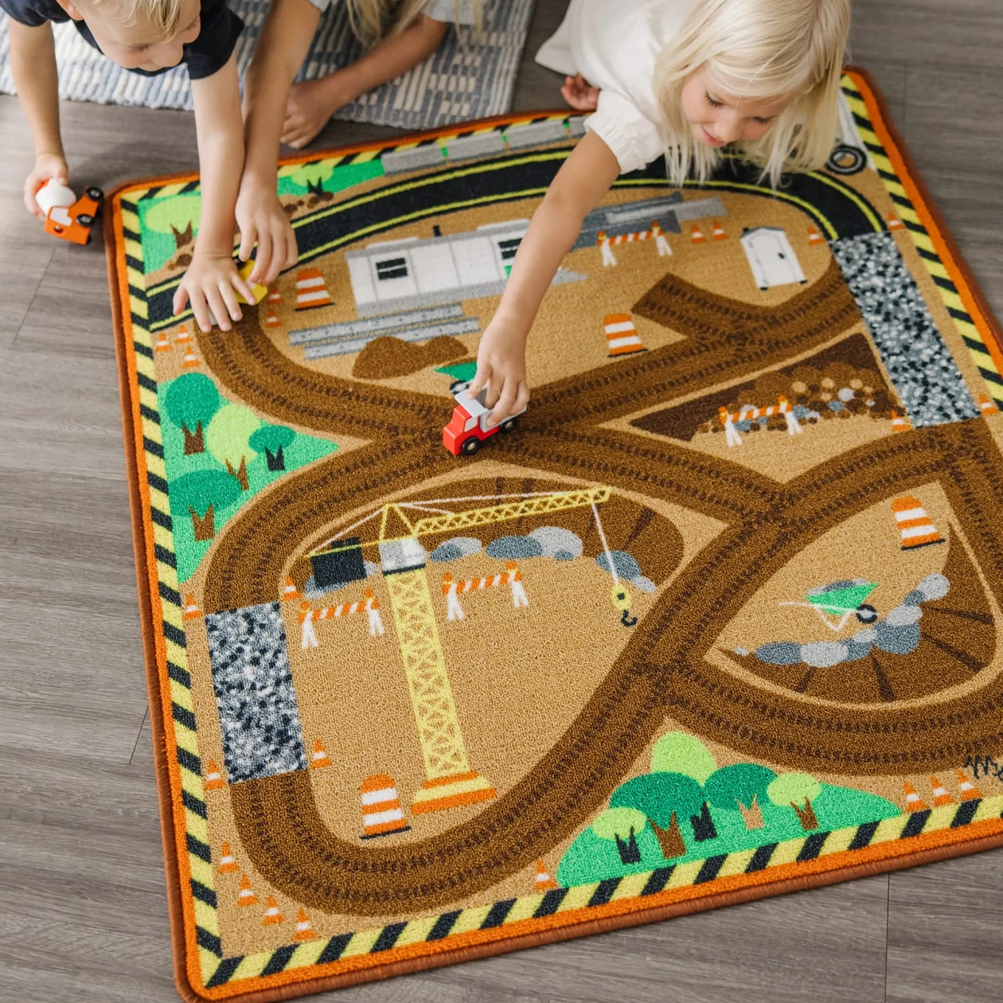 Round the Construction Zone Work Site Rug & Vehicle Set>Melissa & Doug Online