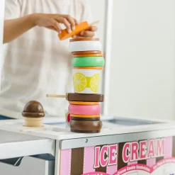 Snacks & Sweets Food Cart><noscript><img width=