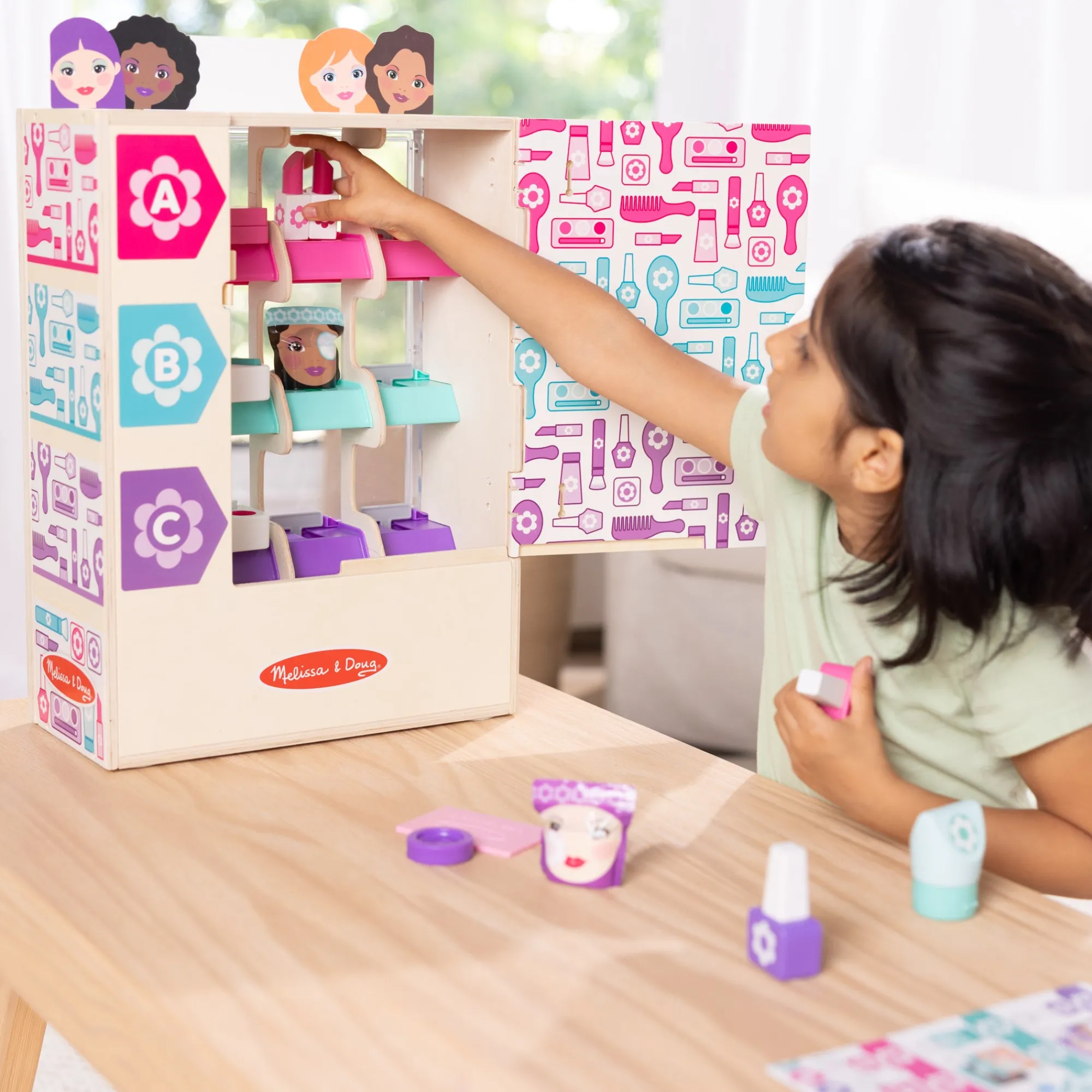 Sort, Stock, Select Beauty Kiosk Play Set>Melissa & Doug New