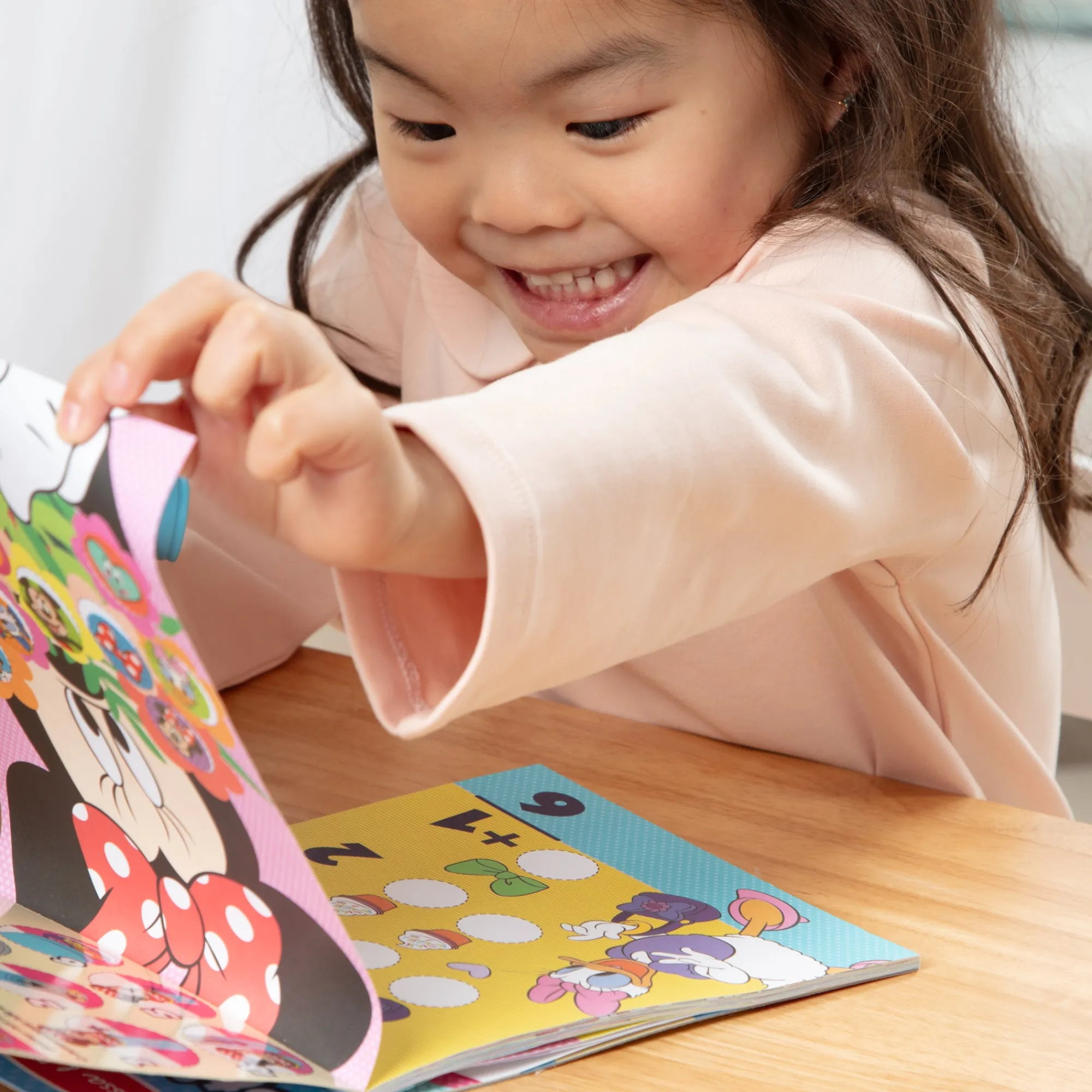 Sticker WOW! Activity Pad & Sticker Stamper - Disney's Minnie Mouse>Melissa & Doug Best