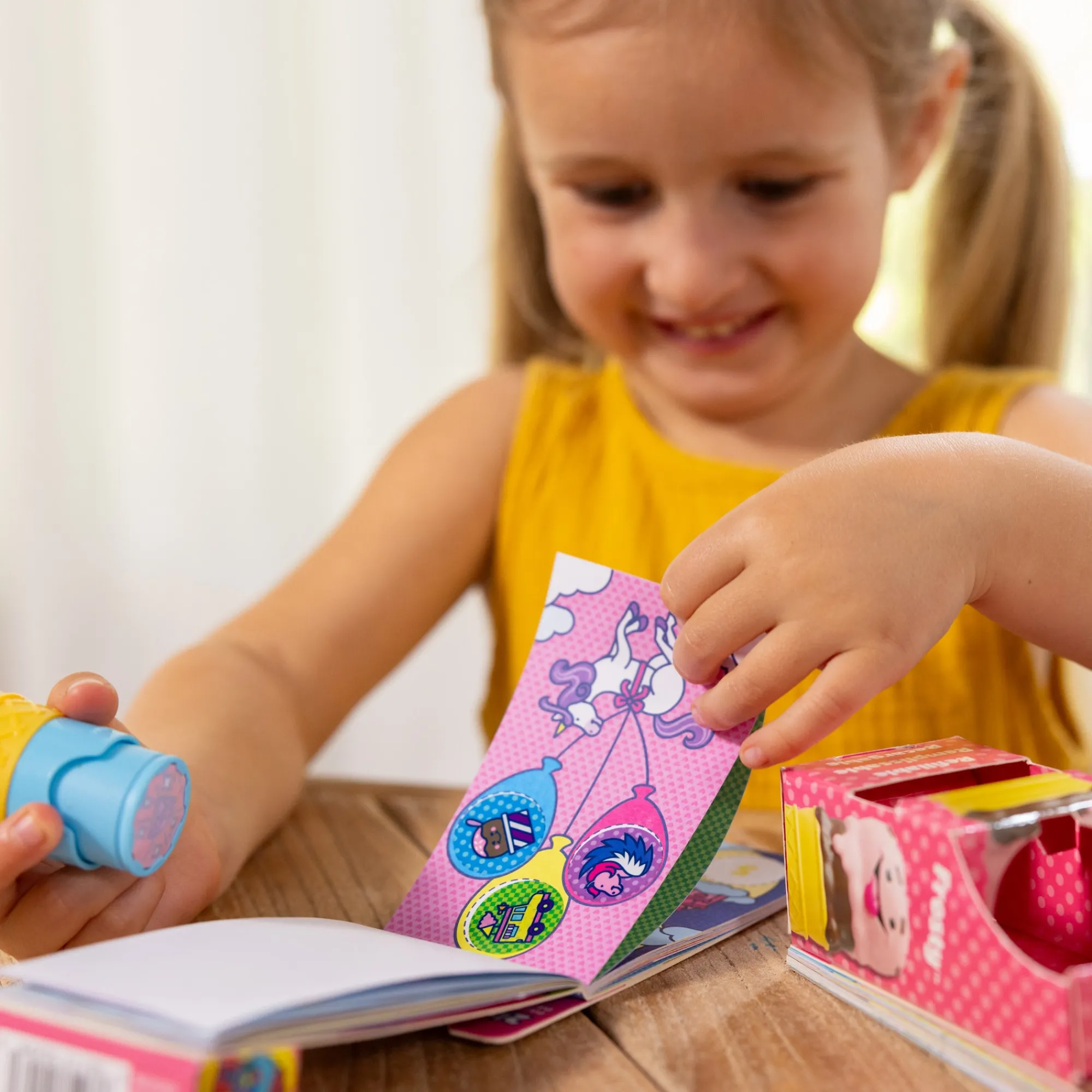 Sticker WOW!™ Ice Cream Bundle: Activity Pad & Sticker Stamper + Mini Activity Pad and 200 Refill Stickers>Melissa & Doug Discount
