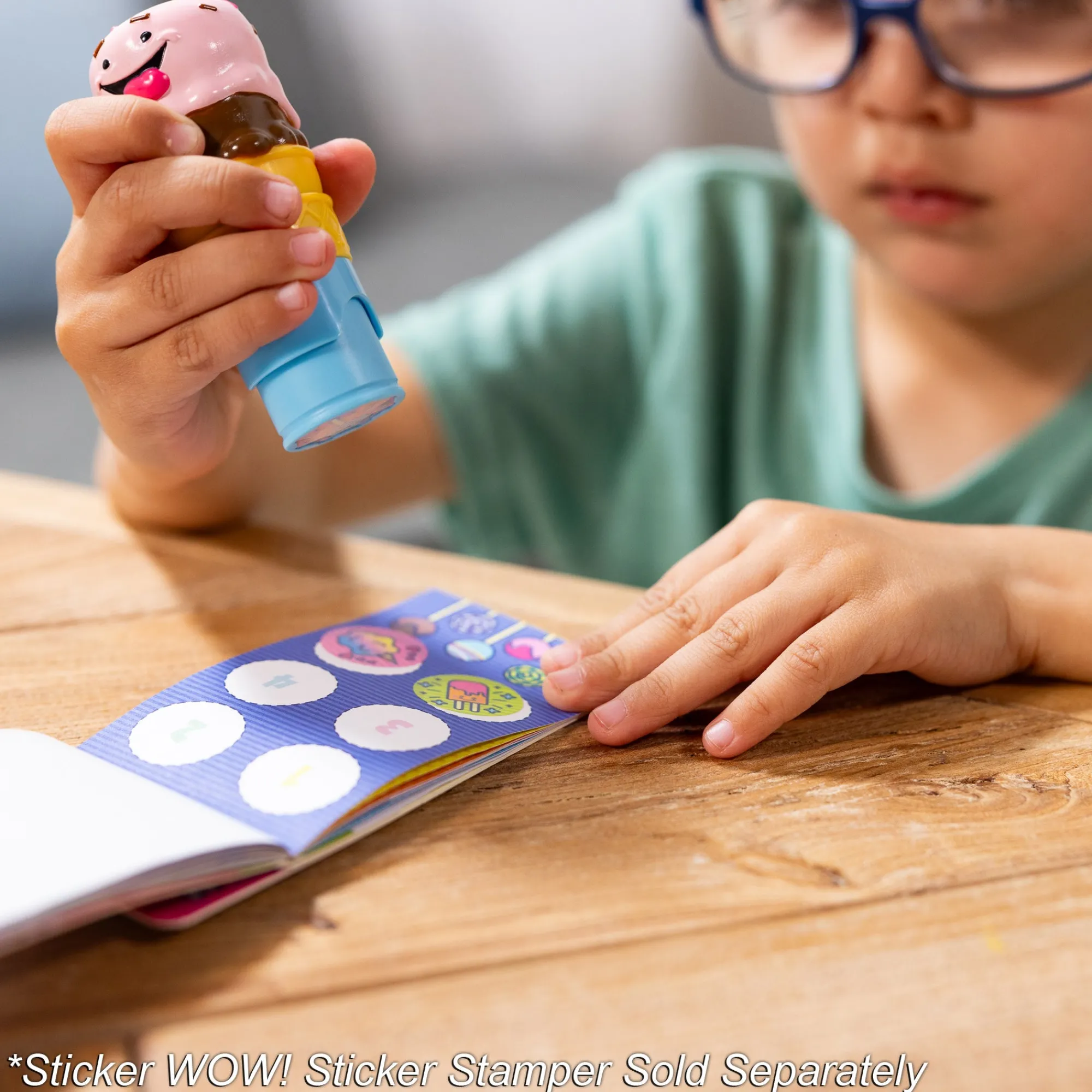 Sticker WOW!® Mini Activity Pad & Refill Stickers - Favorite Things (200+ Stickers, Stamper Not Included)>Melissa & Doug New