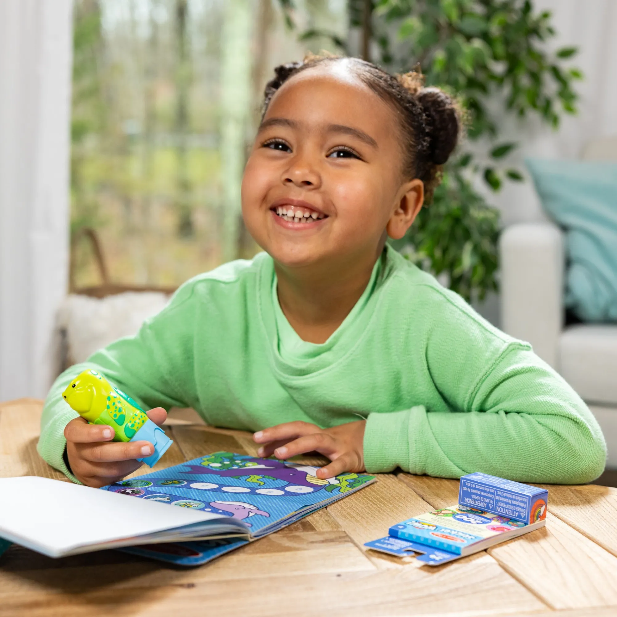 Sticker WOW!™ Sea Turtle Bundle: Activity Pad & Sticker Stamper + Mini Activity Pad and 200 Refill Stickers>Melissa & Doug Online