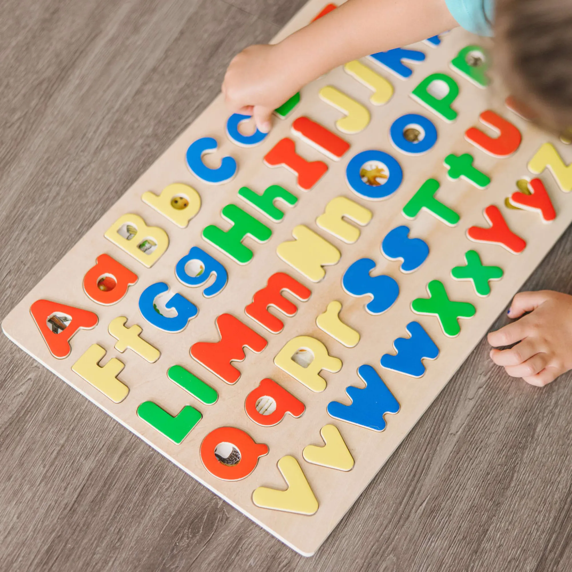 Upper & Lower Case Alphabet Puzzle>Melissa & Doug Outlet