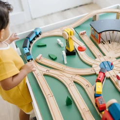 Wooden Railway Set>Melissa & Doug New