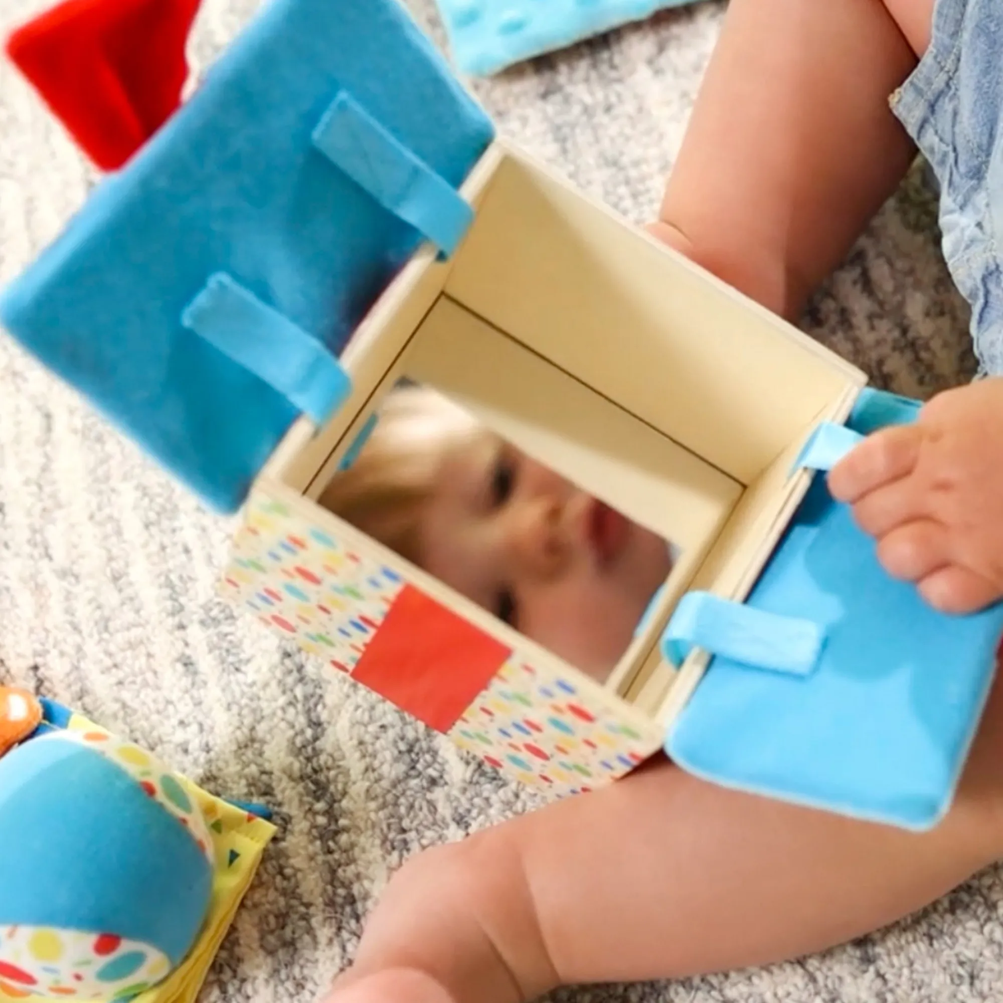 Wooden Surprise Gift Box>Melissa & Doug Best