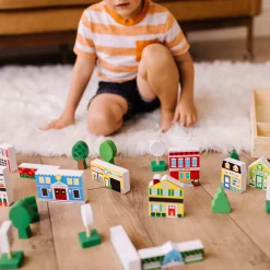 Wooden Town Play Set>Melissa & Doug